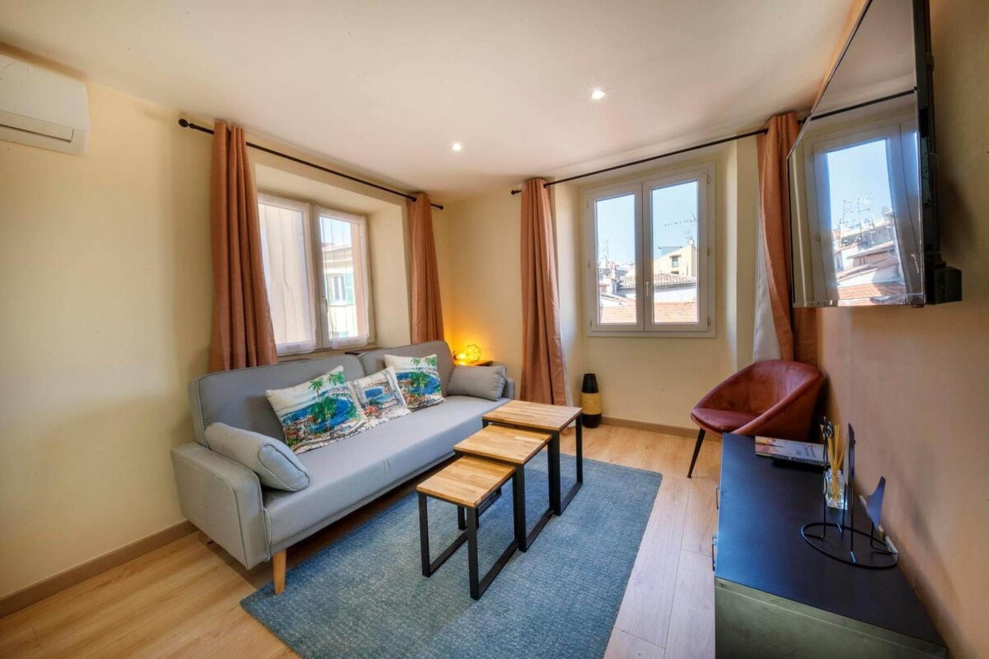 06A2 - Heart Of Old Nice Beautiful Renovated Apartment 外观 照片