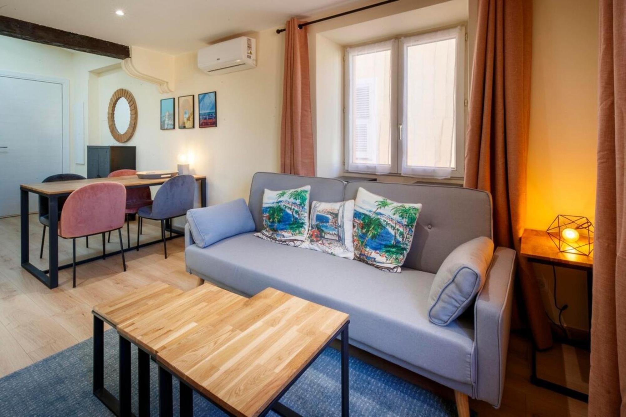 06A2 - Heart Of Old Nice Beautiful Renovated Apartment 外观 照片
